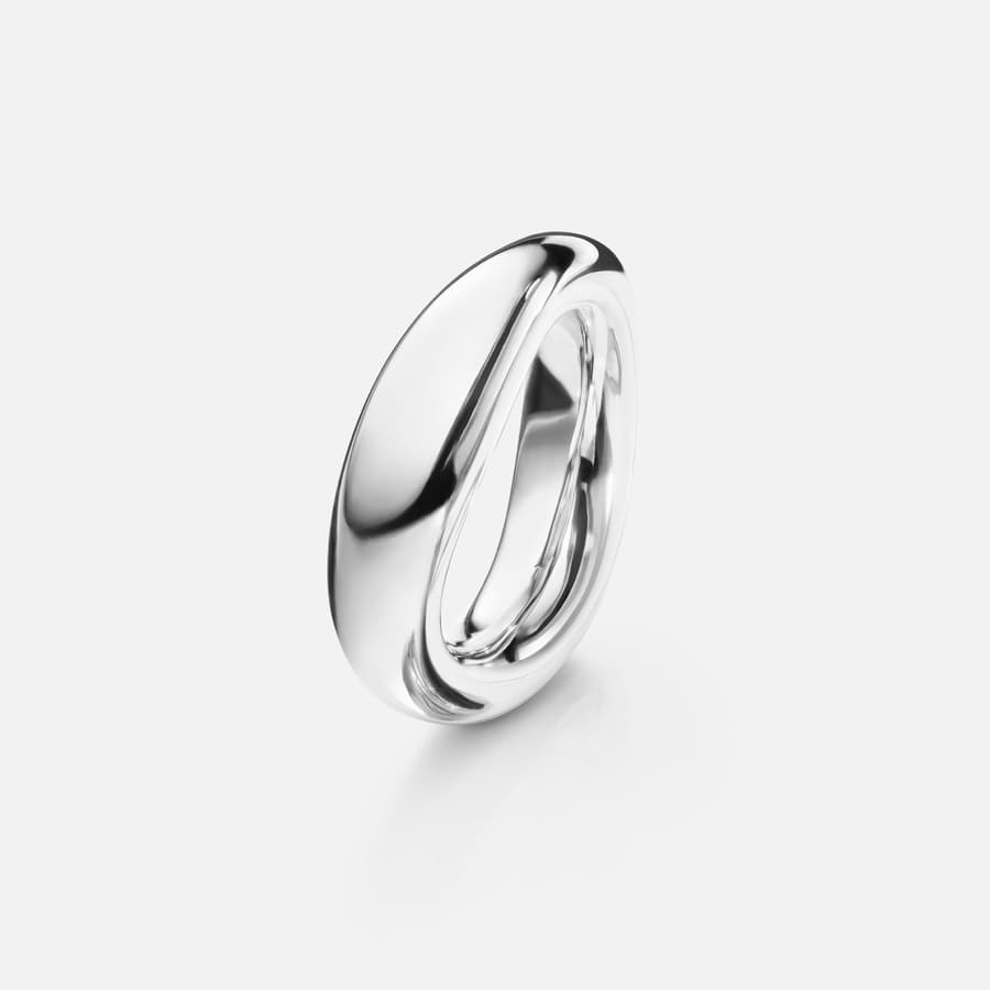 Love ring 5 18k white gold polished