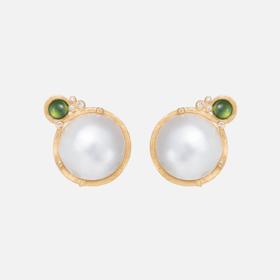 Boucles d'Oreilles Clip BoHo Perle de Mabe en Or avec Tourmaline et Diamants  |  Ole Lynggaard Copenhagen